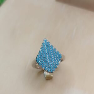 Juego de arete, dije y anillo